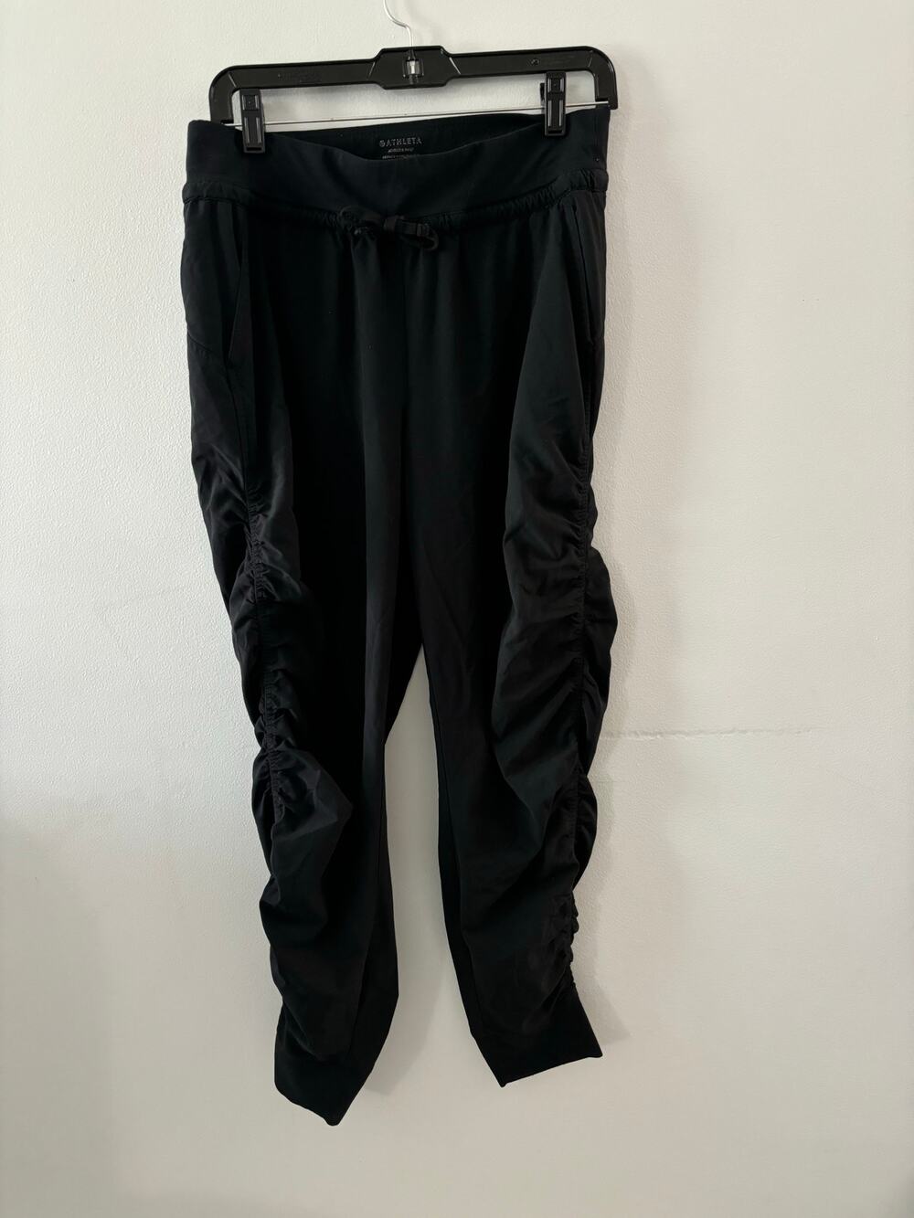 Athleta Pants Women's 6 Black Attitude Jogger Activewear Athleisure Loungewear